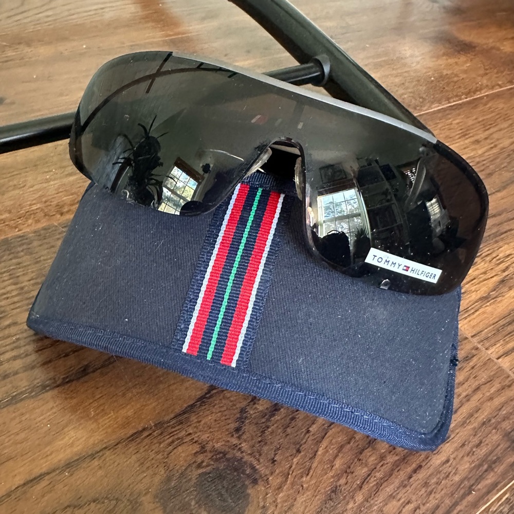 Tommy Hilfiger Black Sunglasses